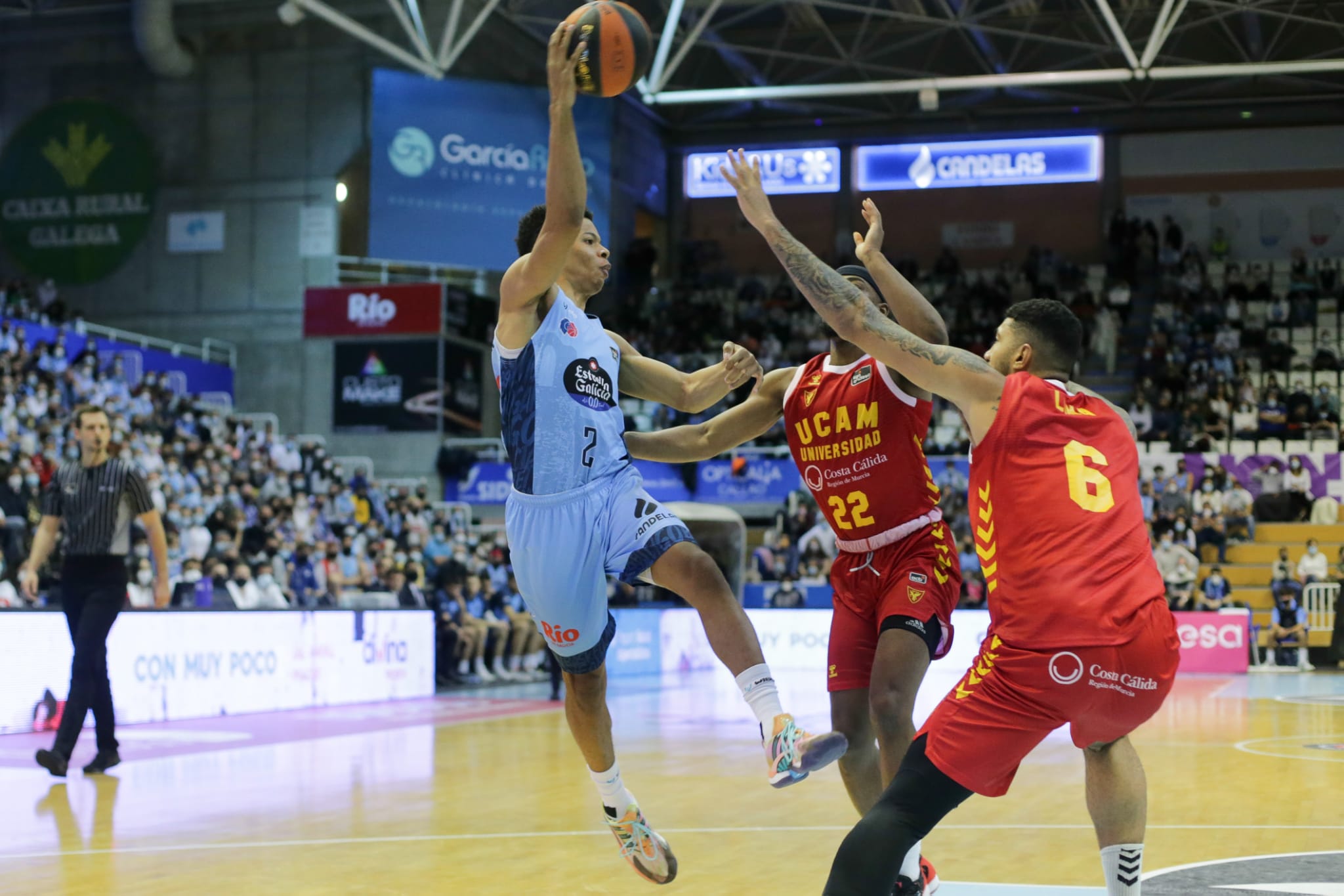 Unha acción do Breogán - Murcia do domingo (C. Castro - ACB photo)