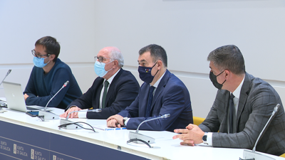 Reunión de traballo para fixar os novos contidos académicos