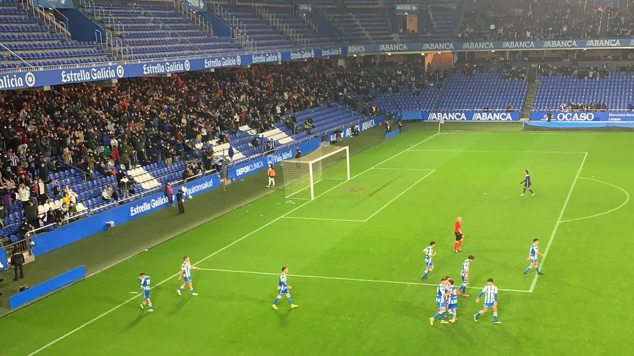 Yeremay marcou o segundo gol do Deportivo nun lanzamento de penalti