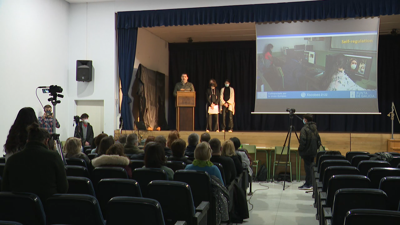 Alumnos do Instituto Rosaía de Castro de Santiago presentaron seu proxecto ante responsables educativos de oito países europeos,