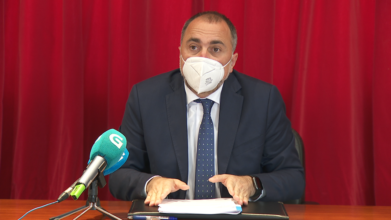 Julio García Comesaña, conselleiro de Sanidade