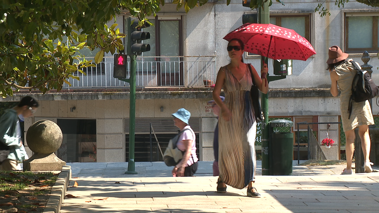 A vaga de calor está deixando en Galicia temperaturas por enriba dos 40 graos