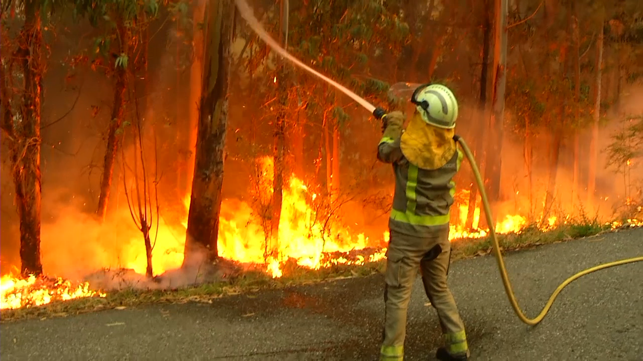 Incendio declarado esta noite en Baredo, Baiona