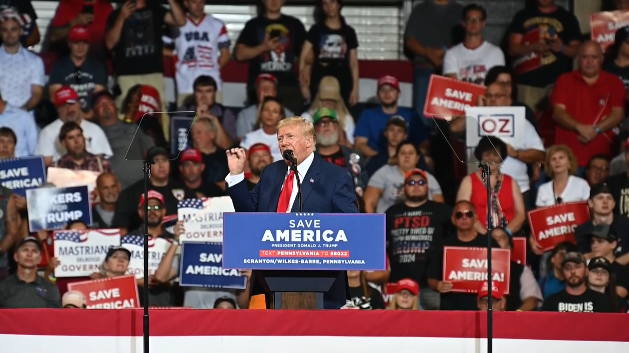 Donald Trump durante o mitin deste sábado en Wilkes-Barre (Pensilvania)