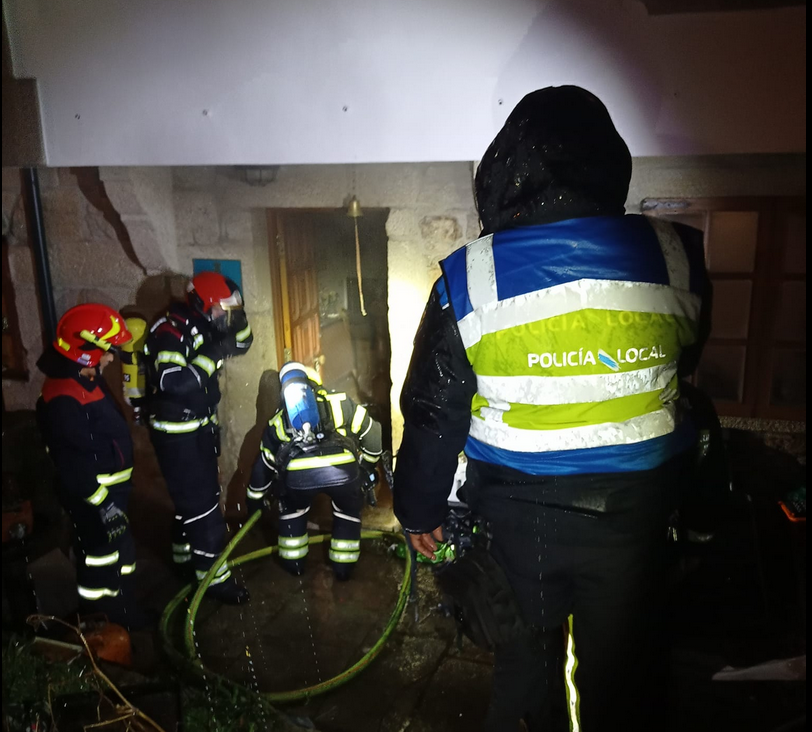 Vivenda onde actuou a policía Local de Poio/Policía local de Poio