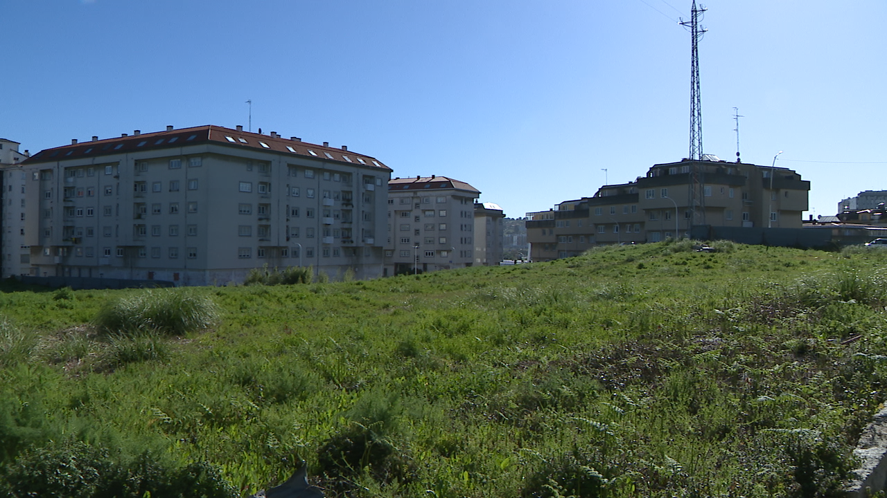 Denuncian o estado de abandono en que se atopa o barrio coruñés do ...
