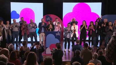 A voceira nacional apoiou nas últimas horas aos candidatos de Lalín e Ferrol