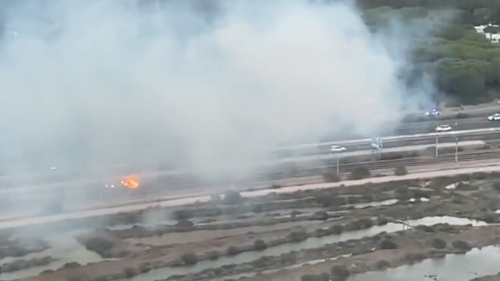 Imaxes do incendio en Puerto Real, Cádiz/Infoca