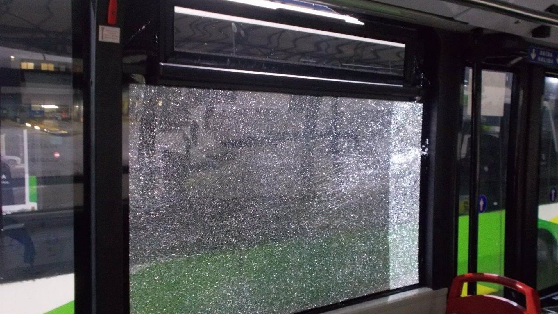 Danos nun dos autobuses