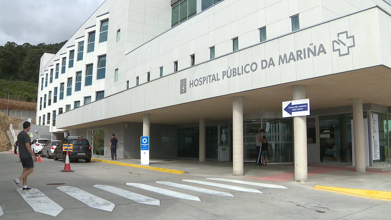 O home permanece ingresado no Hopital da Mariña