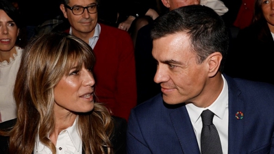O presidente do Goberno, Pedro Sánchez, e a súa esposa, Begoña Gómez (EFE/Chema Moya)