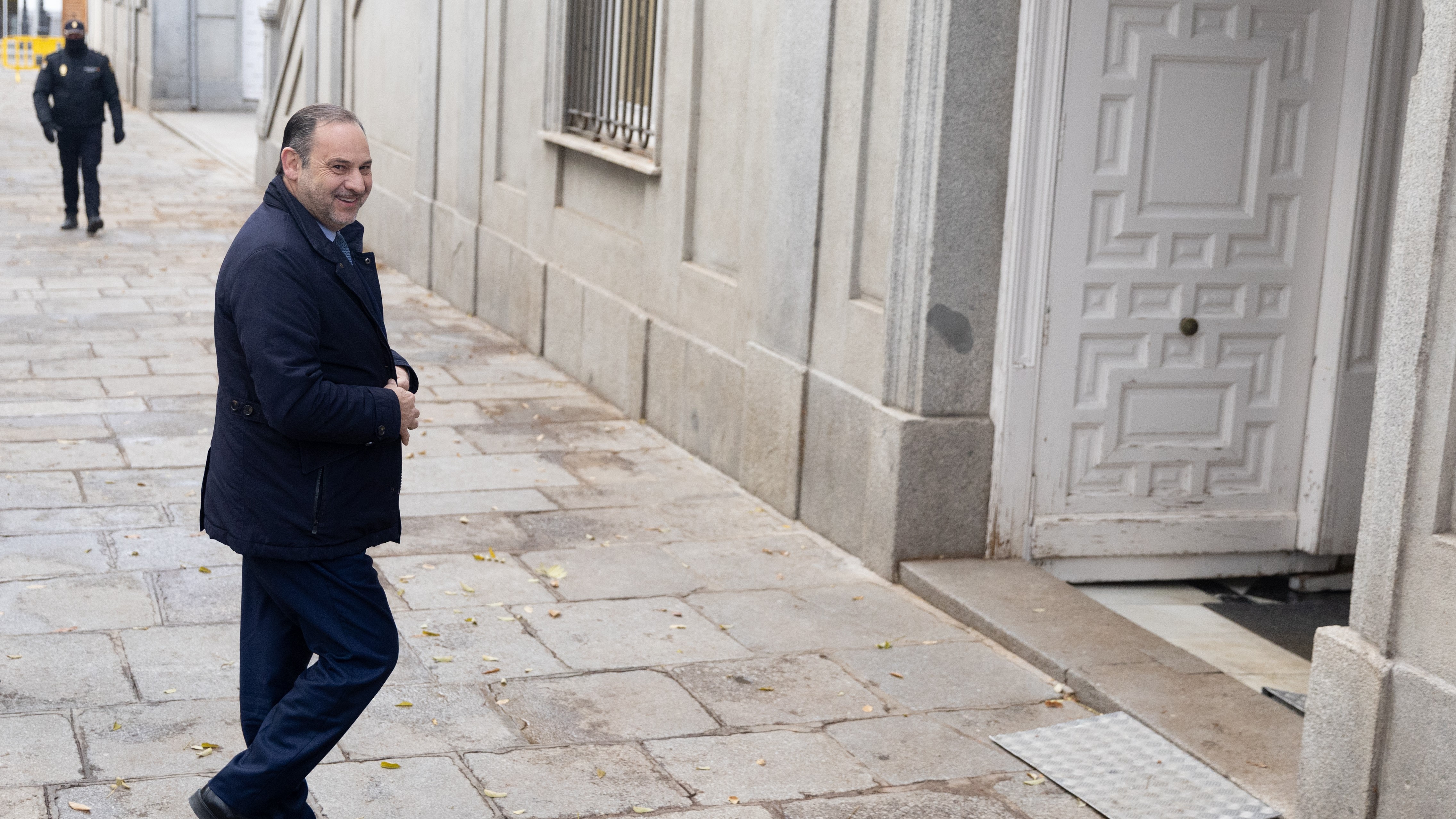 José Luis Ábalos á súa chegada ao Tribunal Supremo, onde declarou como imputado polo caso Koldo o pasado 12 de decembro (Eduardo Parra/Europa Press)
