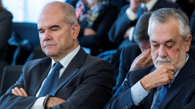 Os expresidentes andaluces Manuel Chaves e José Antonio Griñán (Europa Press)