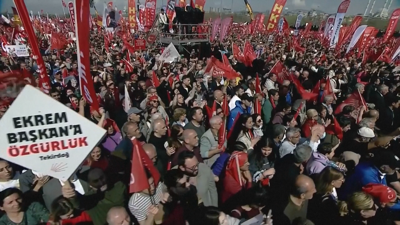 Manifestación en protesta contra o arresto do alcalde de Istambul este sábado