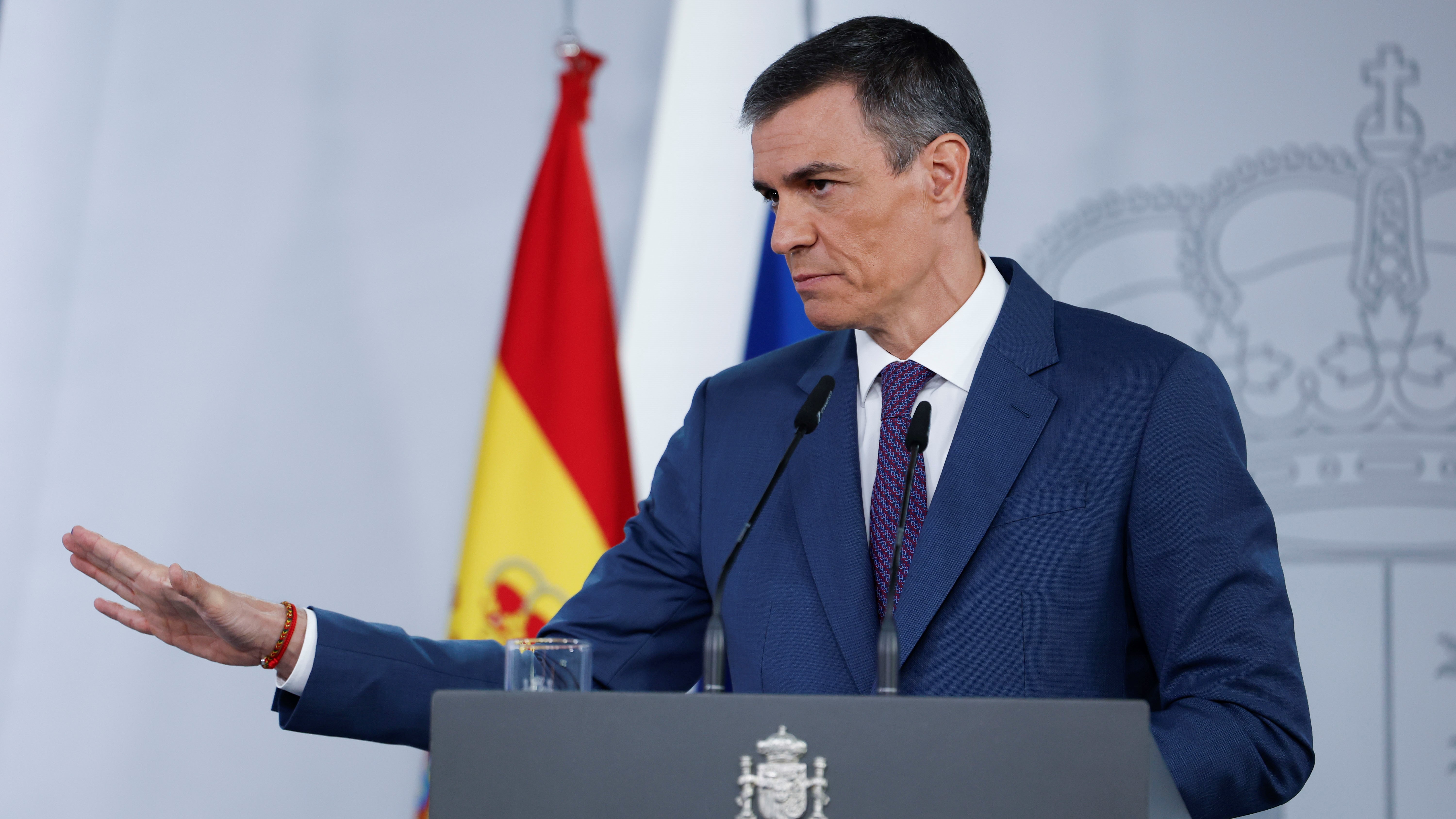 Pedro Sánchez durante a comparecencia deste martes na Moncloa (EFE/Javier Lizón)