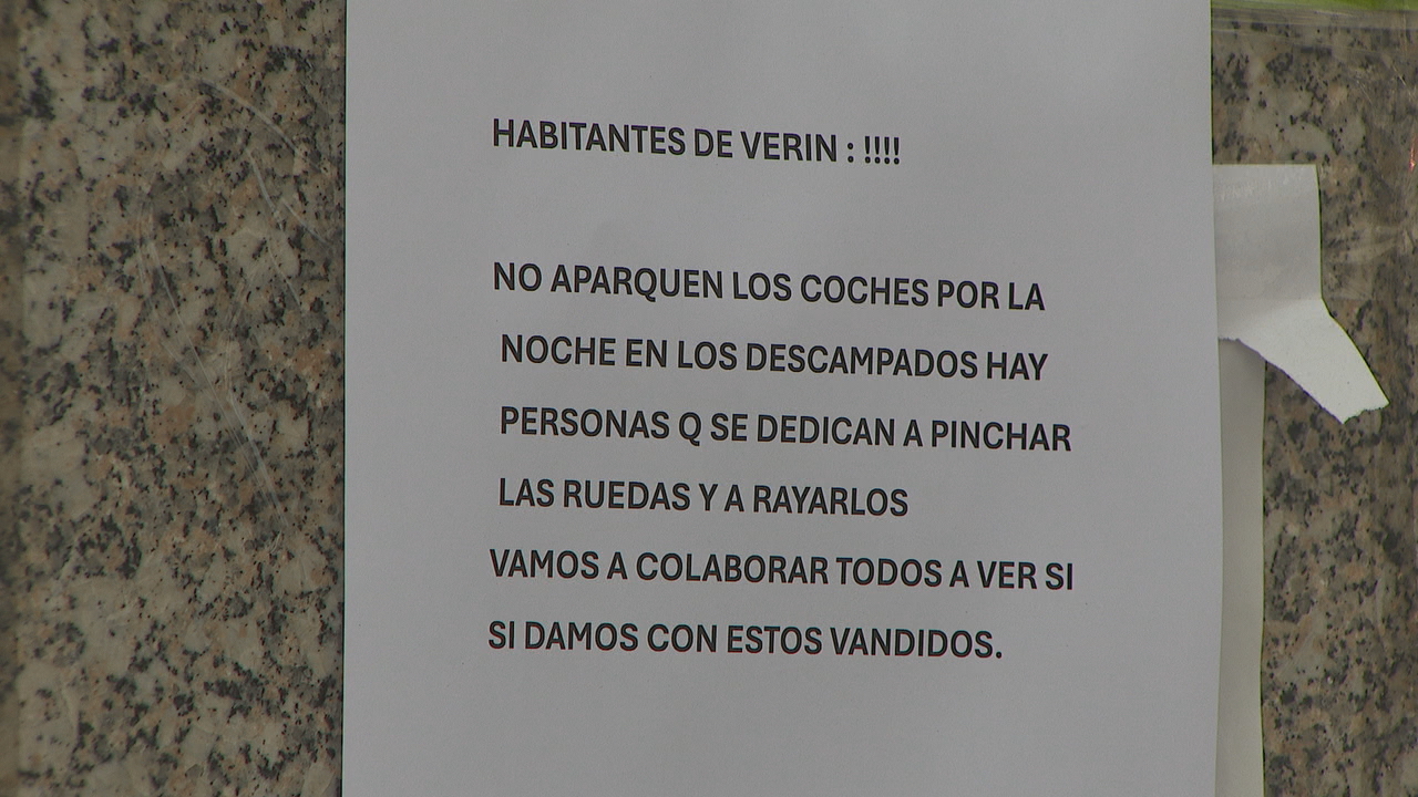 Cartel en que alertan dos actos vandálicos.