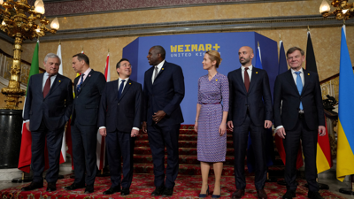 Ministros participantes no encontro europe deste luns en Londres (REUTERS/Carlos Jasso/Pool)