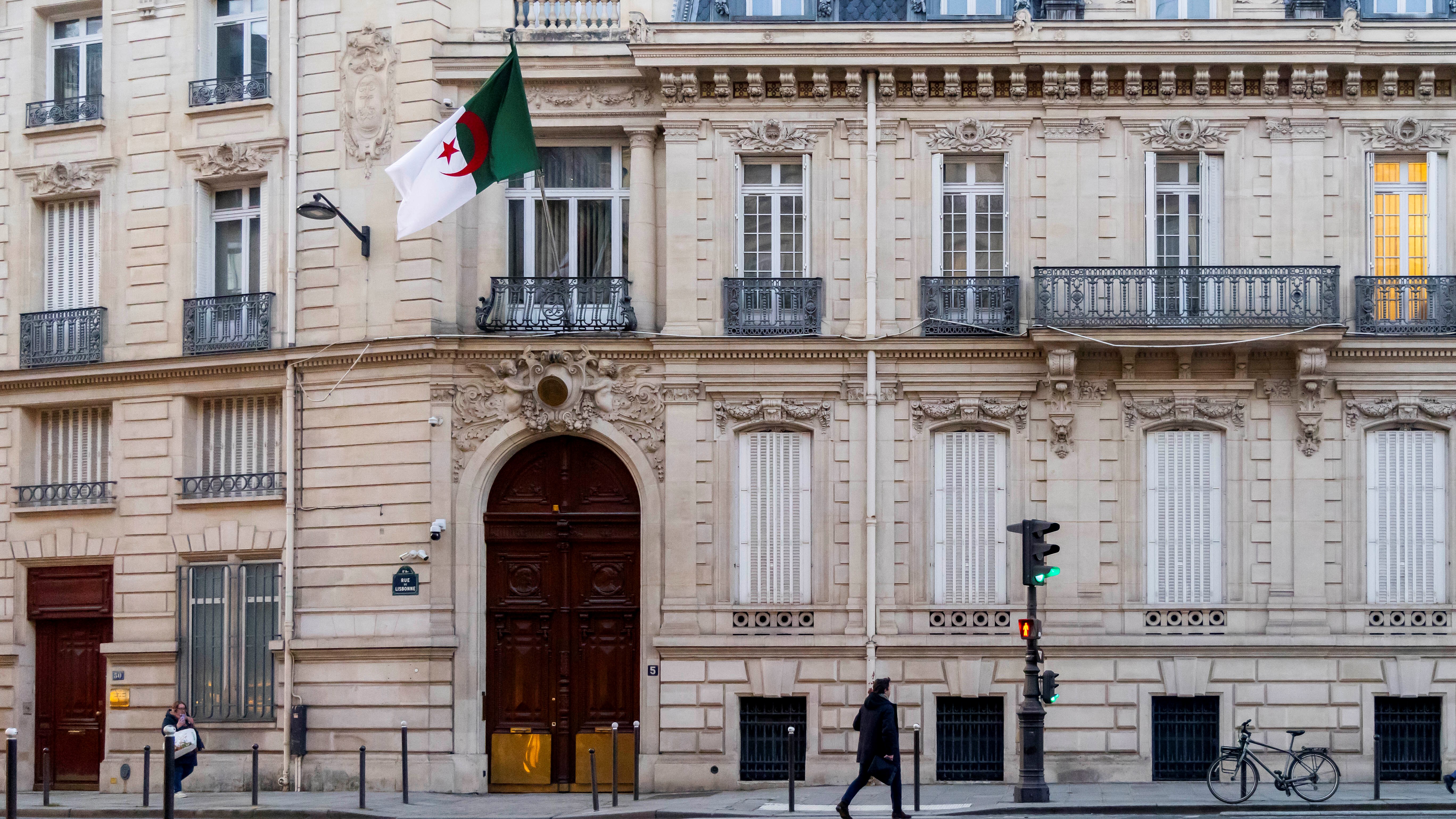 Embaixada de Alxeria en París (Europa Press/Vincent Isore)
