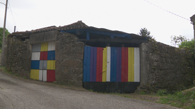 Hai dous anos que decidiu transformar Forxán nun museo ao aire libre capaz de atraer xente