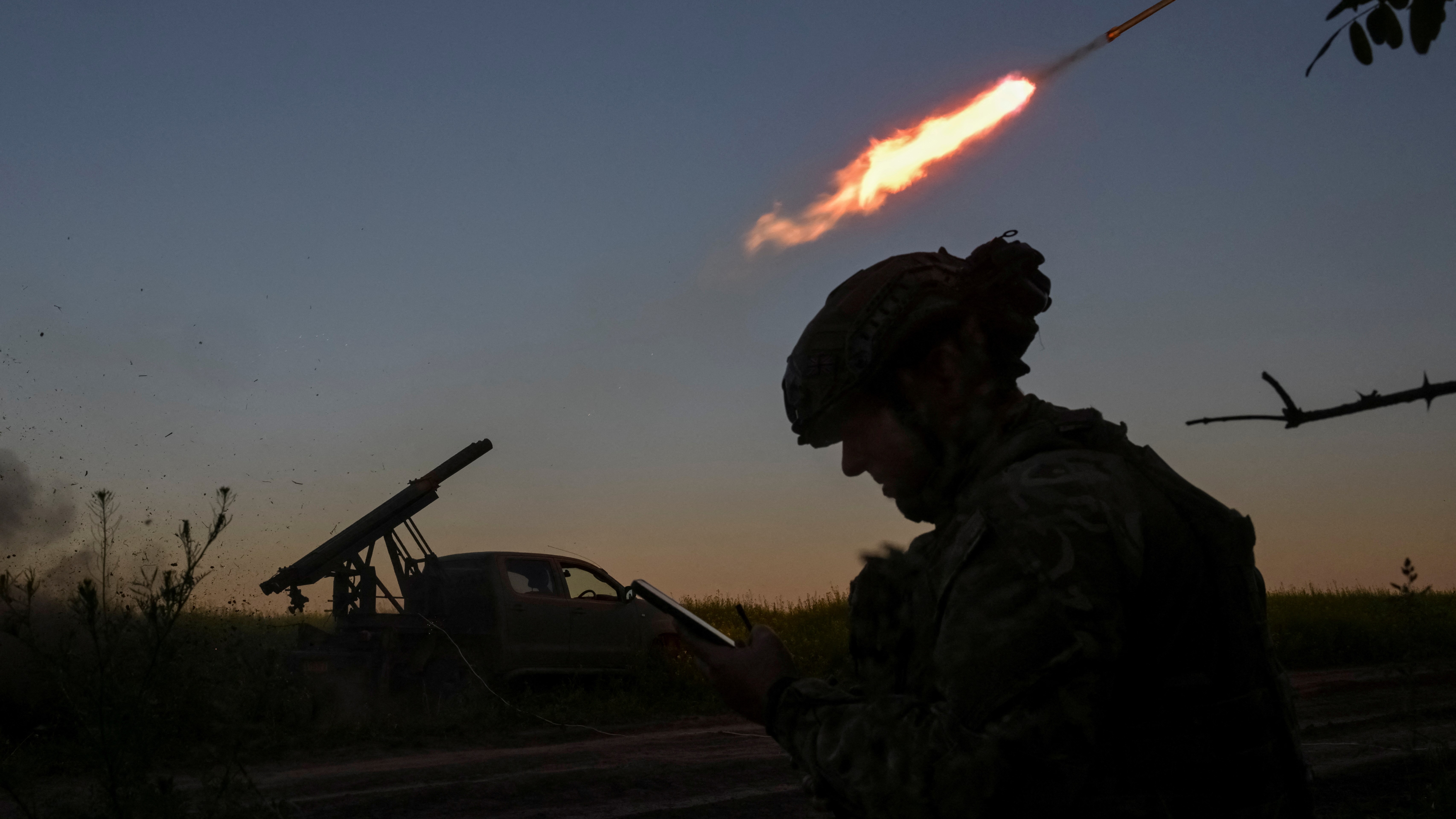 Un combatente ucraíno na fronte en Zaporijia. REUTERS/Stringer.