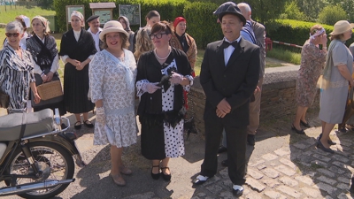 Veciñanza de Rábade vestida dos anos vinte