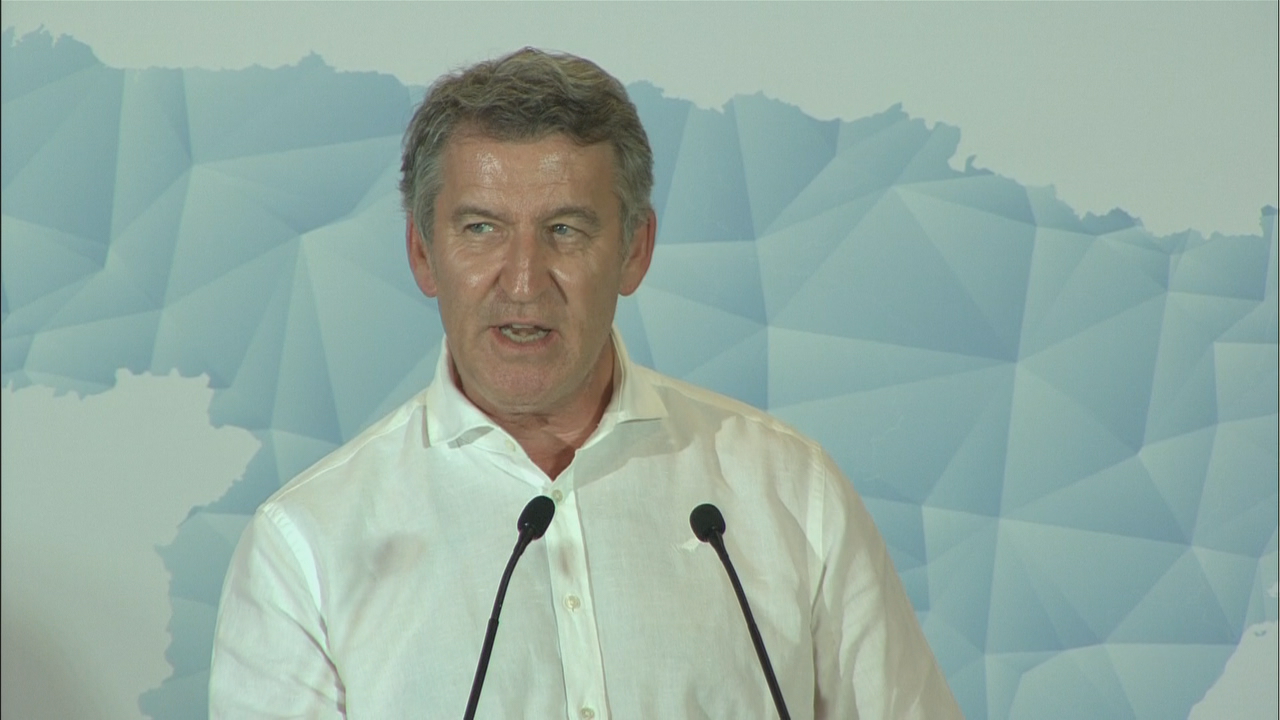Núñez Feijóo nun acto en Extremadura