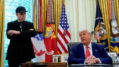 O presidente Donald Trump e Elon Musk nunha conferencia de prensa/ Nathan Howard/ Reuters