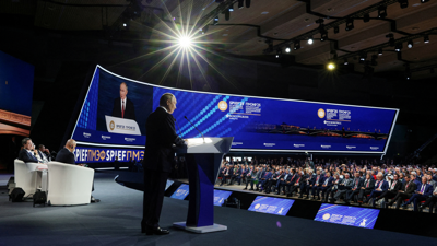Putin no Foro Económico Internacional de San Petersburgo. Sputnik/Gavriil Grigorov/Pool via REUTERS