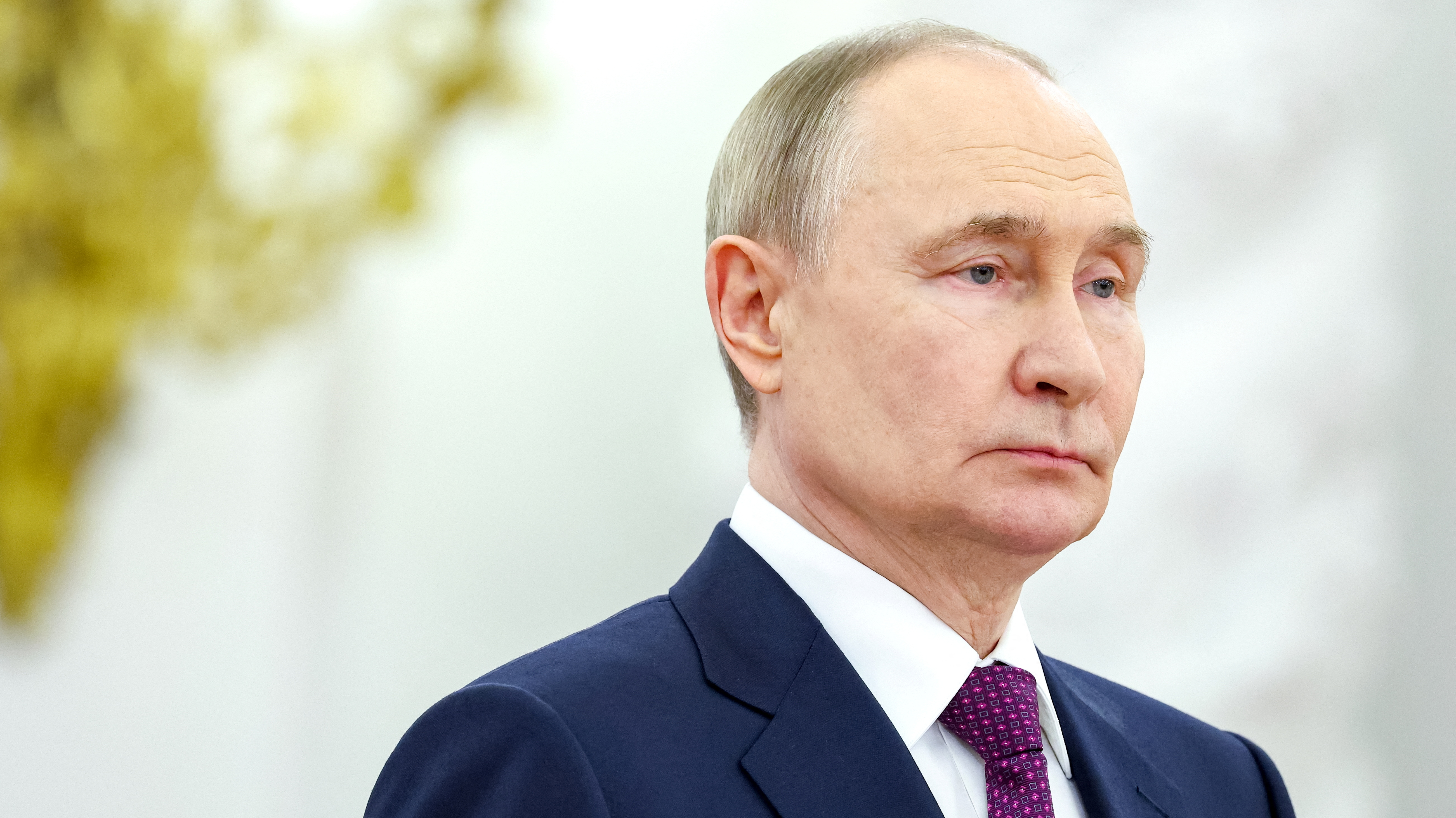 Alexander Kazakov / Sputnik / REUTERS