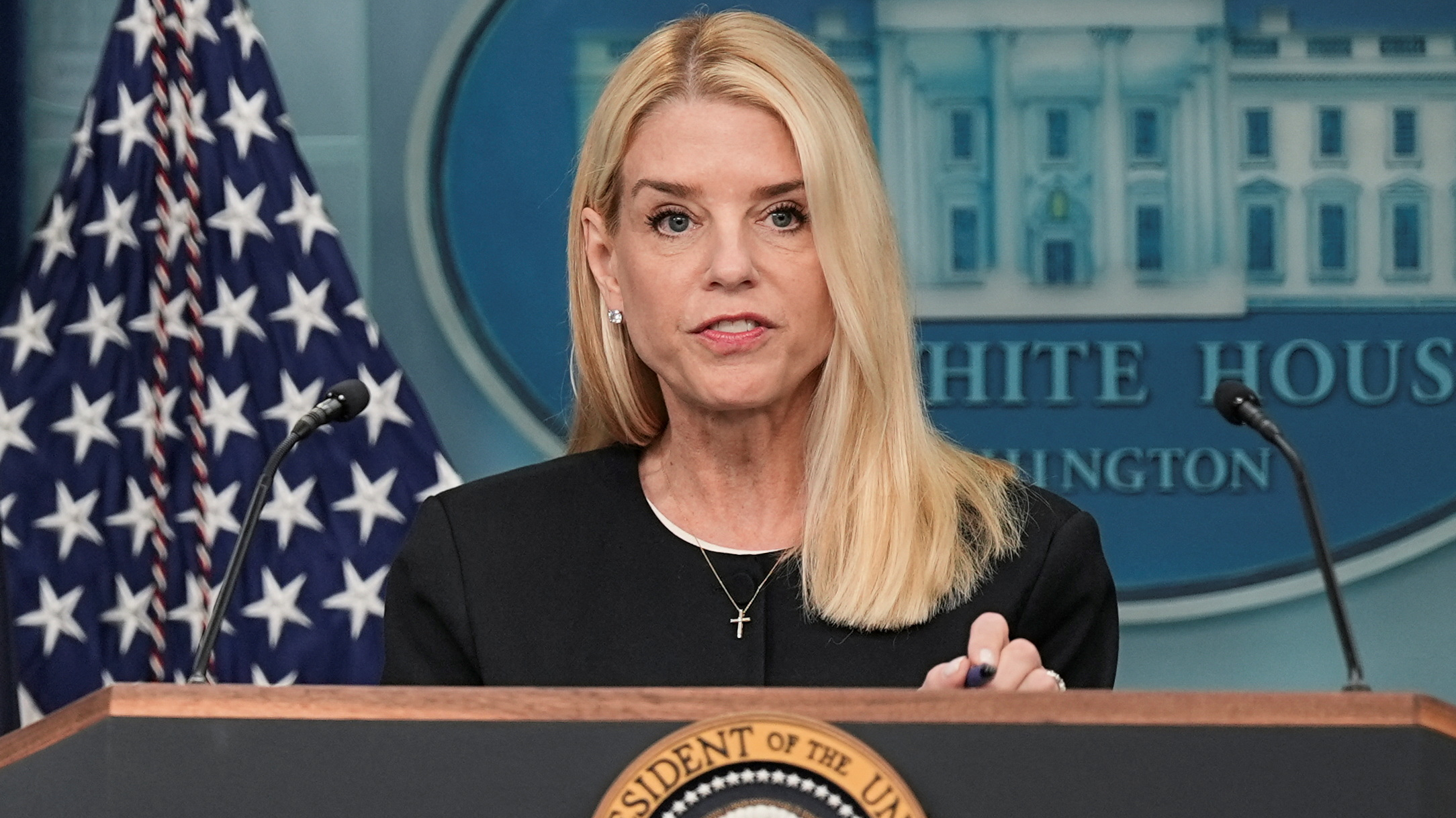 A fiscal xeral dos EUA, Pam Bondi (REUTERS/Ken Cedeno)