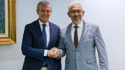 O presidente da Xunta, Alfonso Rueda, reúnese co alcalde de Lugo, Miguel Fernández (EFE/Lavandeira jr)