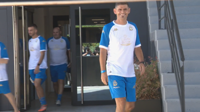 Antonio Hidalgo dirixindose ao seu primeiro adestramento