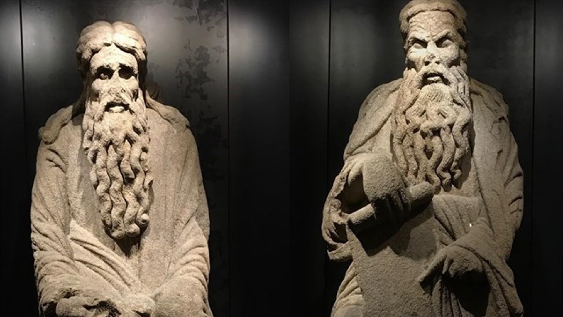 Estatuas de Isaac e Abraham, obras do Mestre Mateo (Europapress)