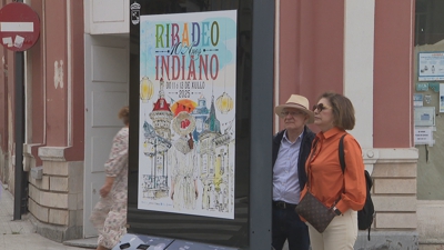 Cartel do Ribadeo Indiano no centro da vila