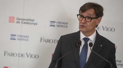 O presidente da Generalitat de Cataluña, Salvador Illa, participa nun almorzo organizado polo grupo Prensa Ibérica este venres en Vigo (EFE/Salvador Sas)