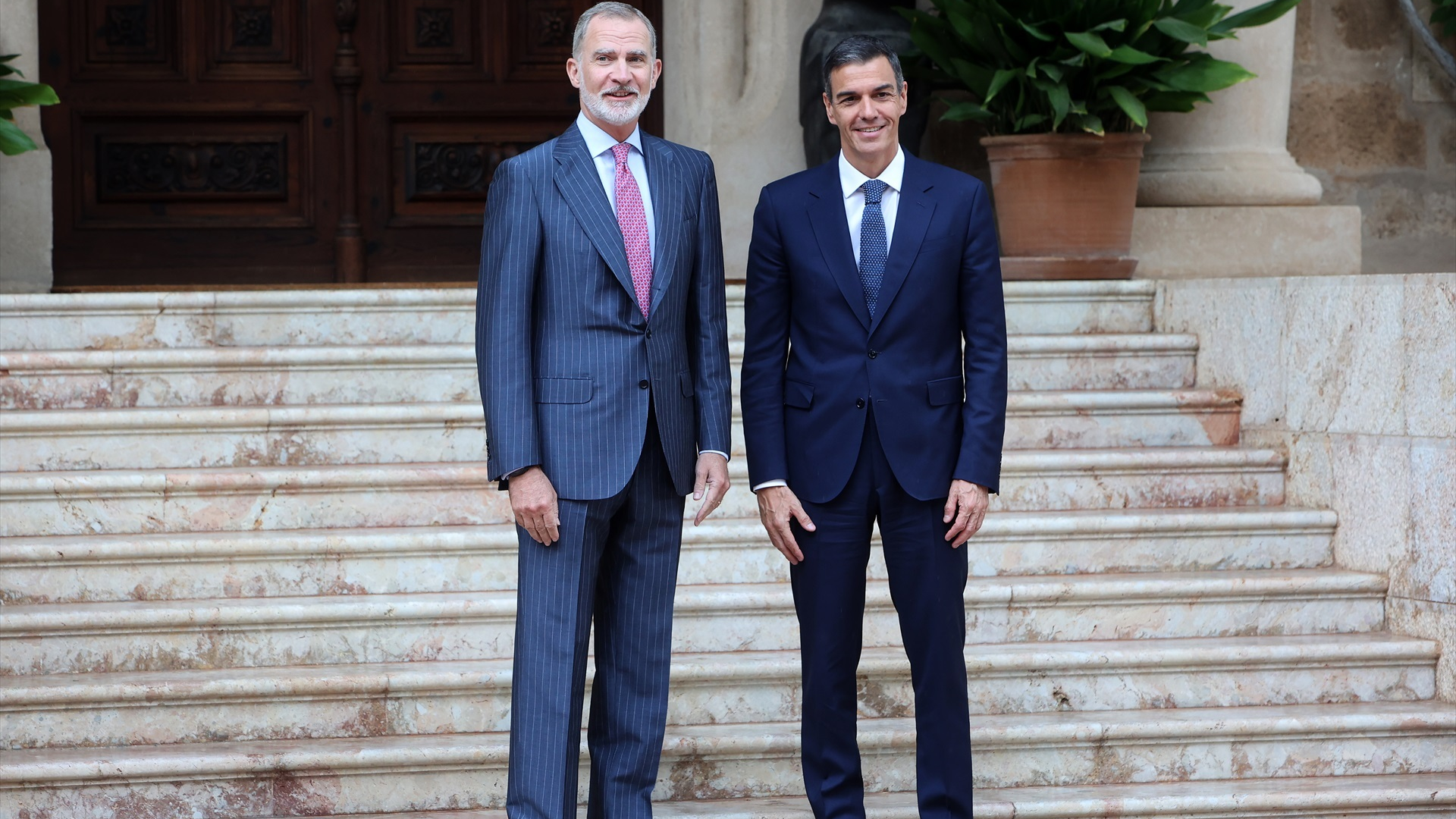 O rei Filipe VI e o presidente del Gobierno, Pedro Sánchez/ Isaac Buj / Europa Press