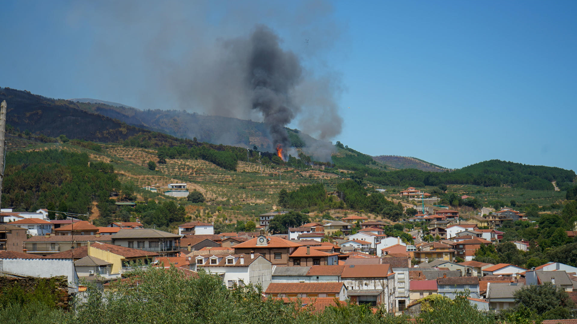 Incendio nas Hurdes/Eduardo Palomo/EFE