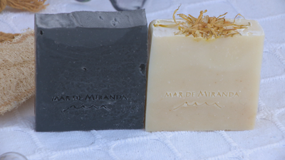 Pequenas porcións de xabón artesán