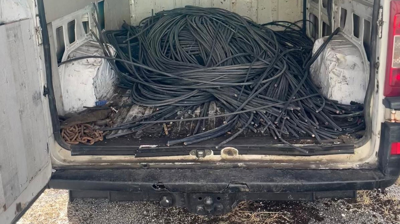 4.500 metros de cable de cobre e numerosas ferramentas