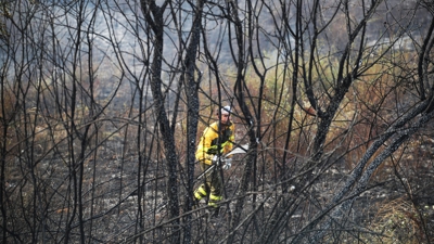 Incedios nas localidades de Garaño y Molinaseca (Ponferrada) así como a reactivación do de Fasgar o pasado domingo./EFE/ Ana F. Barredo