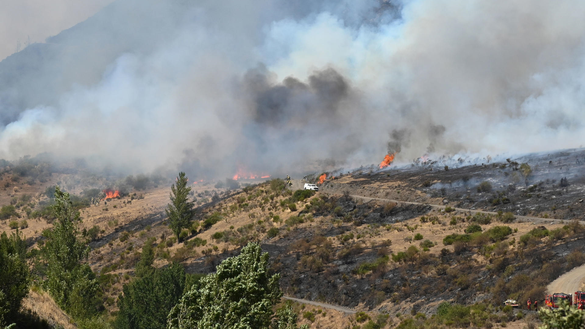 O incendio de Fasgar, en León/J. Casares/EFE