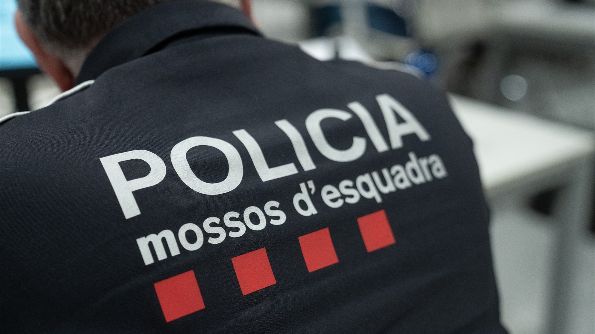 Un axente dos Mossos d´Esquadra/Foto de arquivo/David Zorrakino /Europa Press