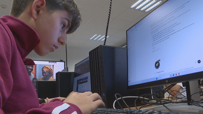 Profesores e alumnos xa conviven con estas novas ferramentas e traballan para que o seu impacto docente sexa positivo