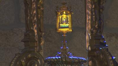 A Virxe do Cristal que sacan en procesión é unha réplica