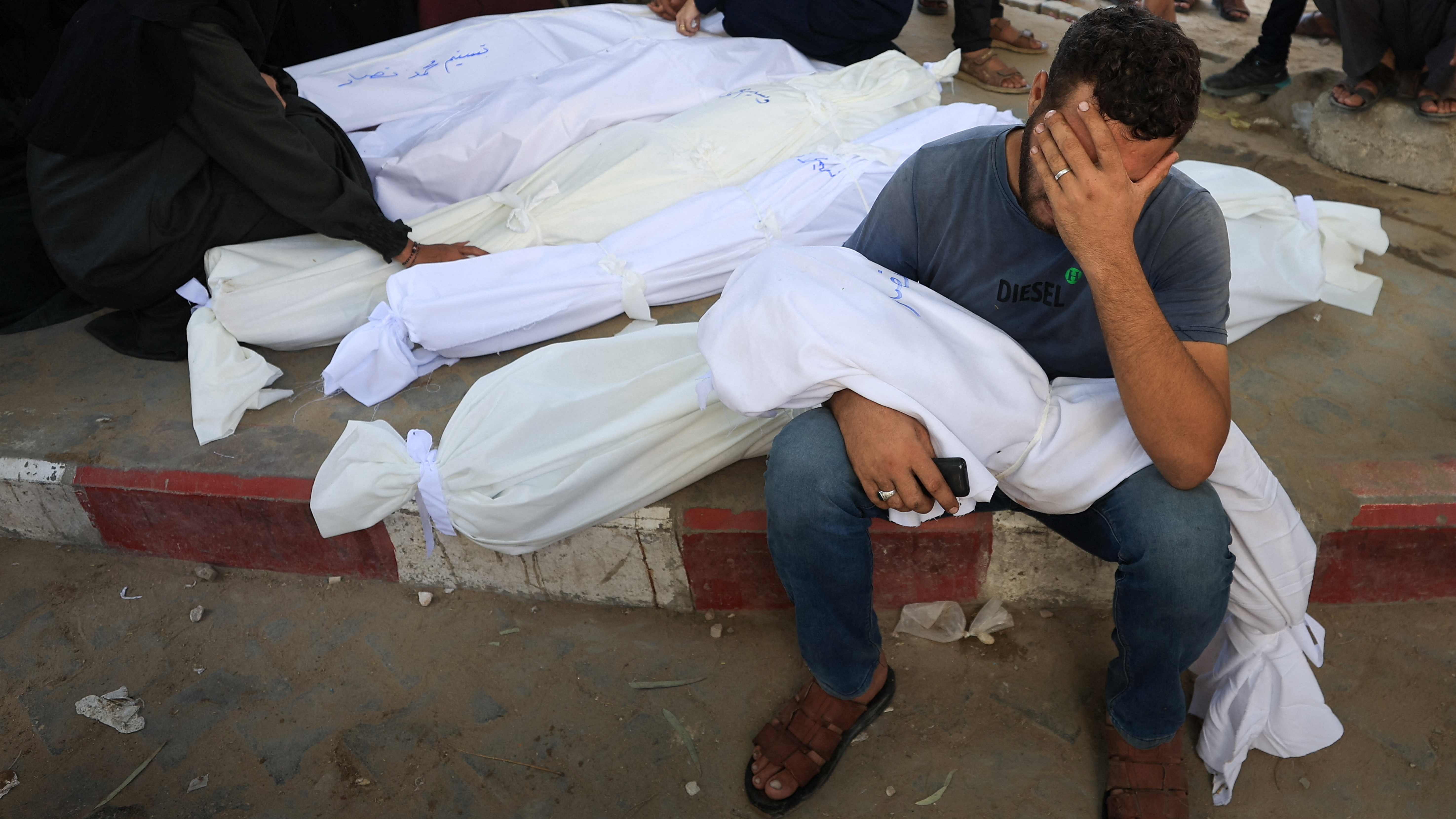 REUTERS / Dawoud Abu Alkas
