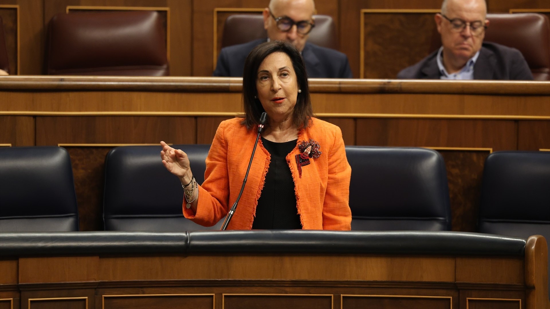 A ministra de Defensa, Margarita Robles, intervén durante unha sesión de control ao Goberno no Congreso dos Deputados (Ananda Manjón/Europa Press)