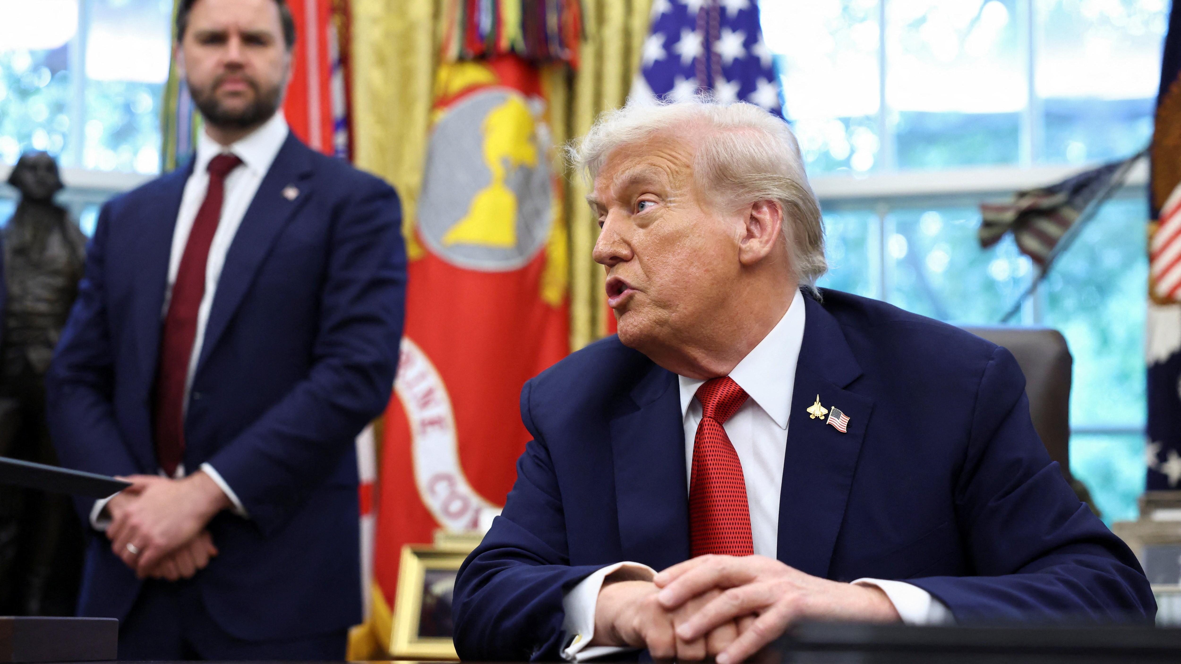 Donald Trump este xoves no Despacho Oval (Reuters/Kevin Lamarque)