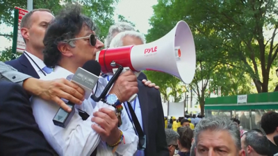 Gustavo Petro durante unha protesta en Nova York este venres