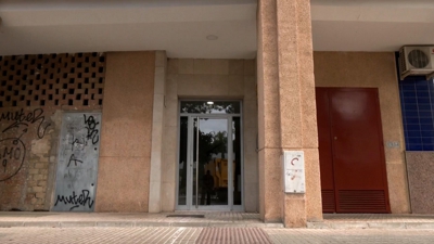 O portal onde faleceu a rapaza. EFE/David Arjona