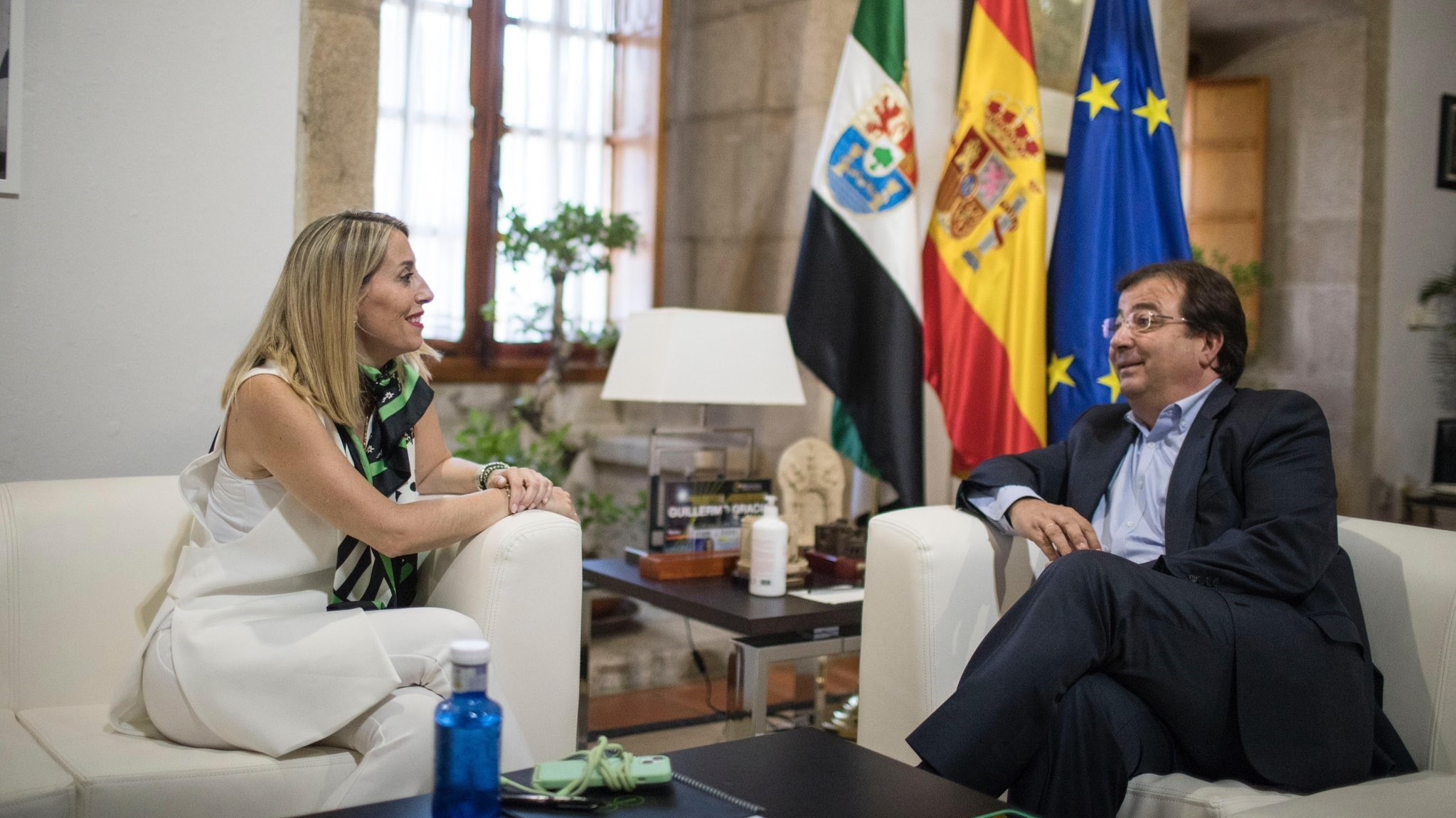 Fernández Vara con Guardiola nunha imaxe de arquivo. XUNTA DE ESTREMADURA